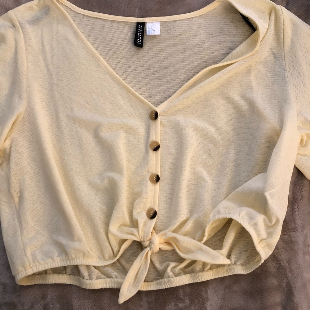 Cropped tie shirt